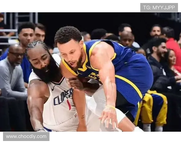 勇士与快船激战正酣2017年2月25日精彩回顾与赛后分析