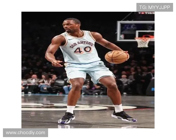 哈里森巴恩斯在NBA赛场上的成长与影响力分析